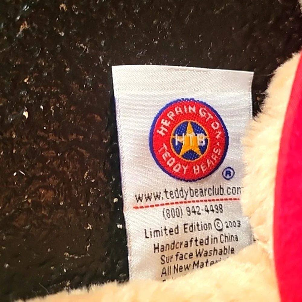 Giorgio Beverly Hills 2003 Holiday Teddy Bear No. 956, with tags